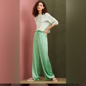 Vince Silk Boxy Top in Seafoam New With Tag